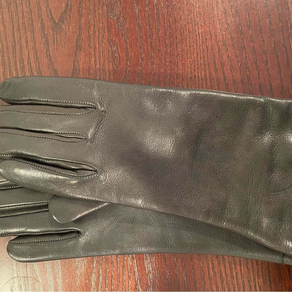 NWT Italian leather gloves with cashmere lining - Picture 9 of 9